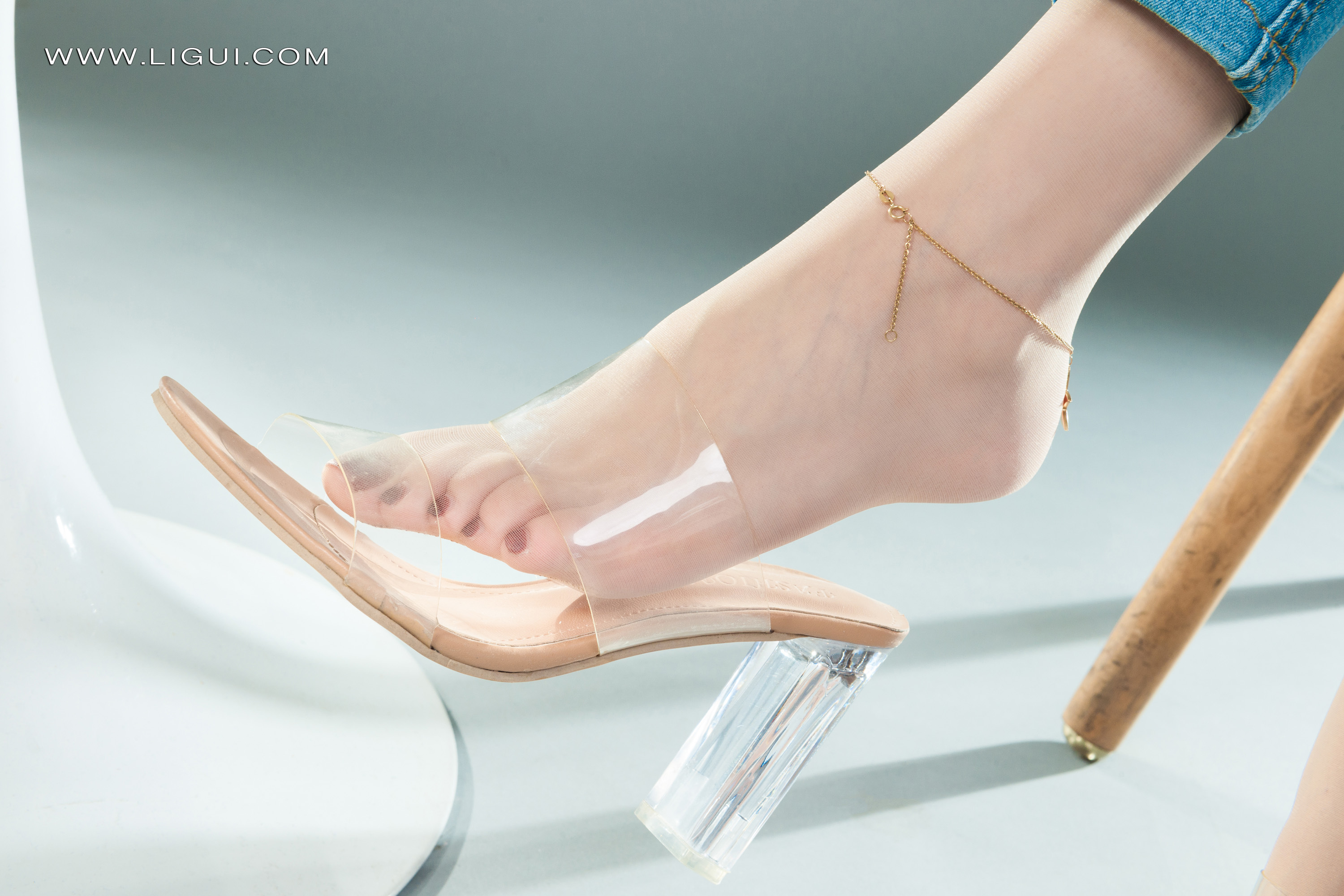 Ligui丽柜 2022.02.25 《潮妹纤莲》兔子